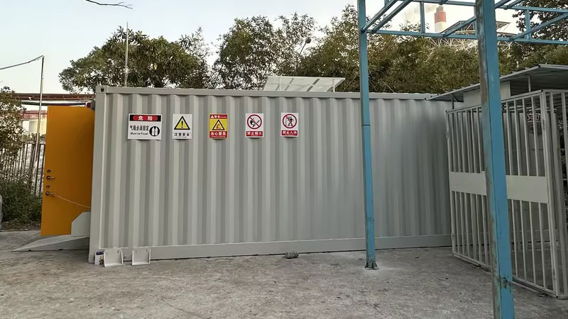 Outdoor Hazardous Chemicals & Gas Cylinder Storage Cabinet (Walk-In)