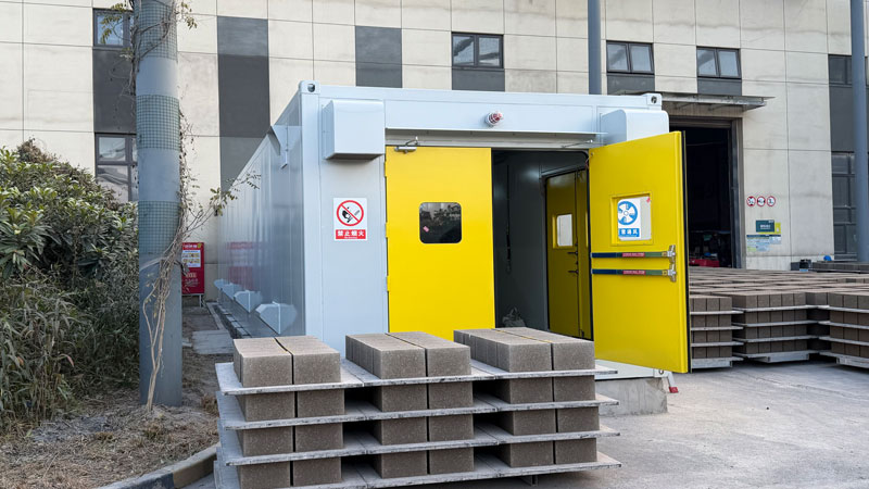 SDIC [XXX] (Shanghai) Renewable Resources Co., Ltd. -- Smart Hazardous Waste Storage Cabinet